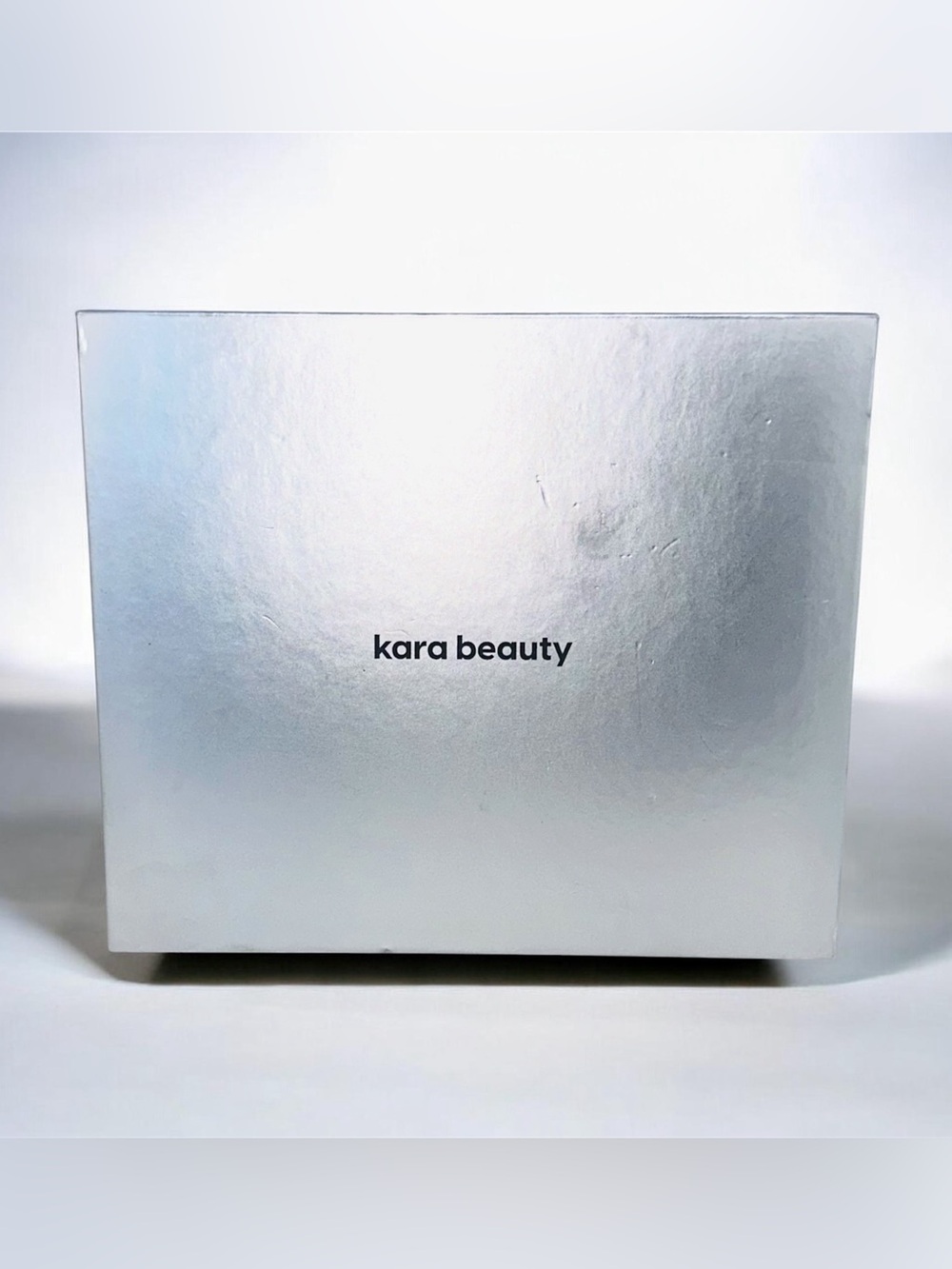 Like New Kara Beauty Eyeshadow Palette